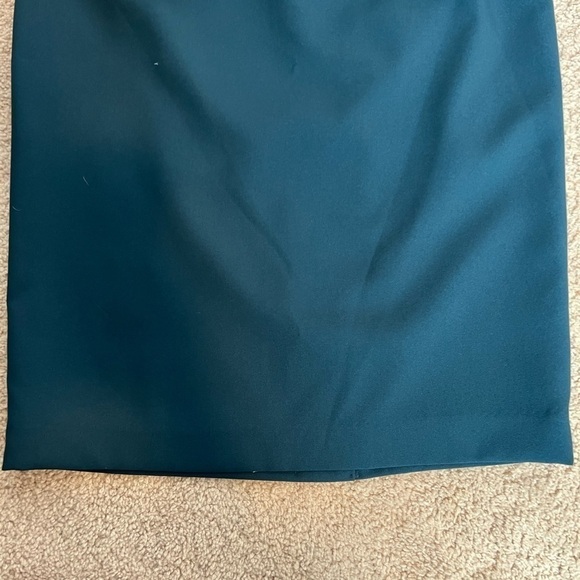 LARRY Levine Women’s Turquoise Skirt Size 10 - Picture 3 of 9